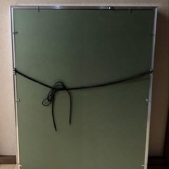 額縁　64×90㎝ シルバー アルミ製 中古品の画像