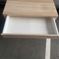 デスク 引き出し付きテーブルの画像