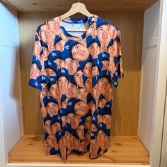 【MLB公式】大谷翔平フェイス総柄Tシャツ 　ドジャースFOCO　新品、未使用の画像