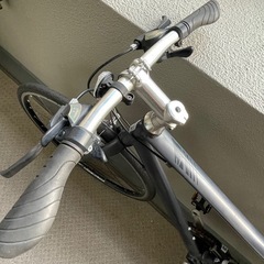 クロスバイク 24段変速 700Cの画像