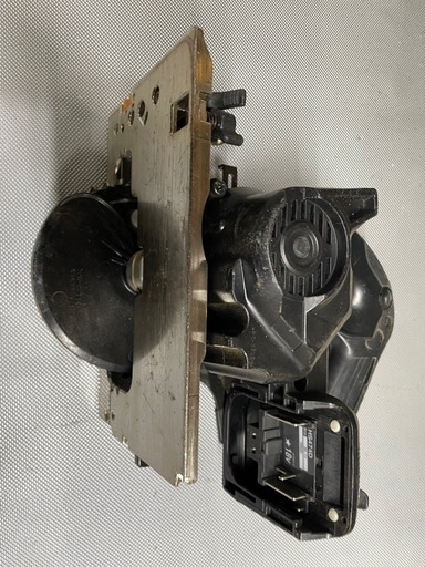 ④マキタ マルノコ 18V HS474D 125mm
