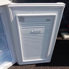 D290 送料設置無料　アイリスオーヤマ冷凍庫　60Lの画像