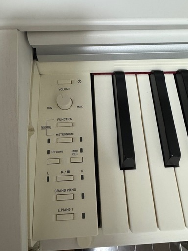 CASIO　Privia PX-770WE 