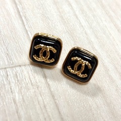 新品CHANELピアスの画像