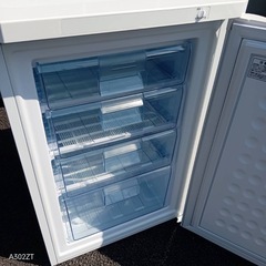 E296 送料設置無料　アイリスオーヤマ冷凍庫　85Lの画像