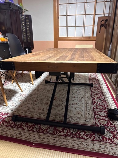昇降ダイニングテーブル
