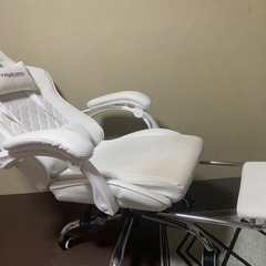 gaming chairの画像