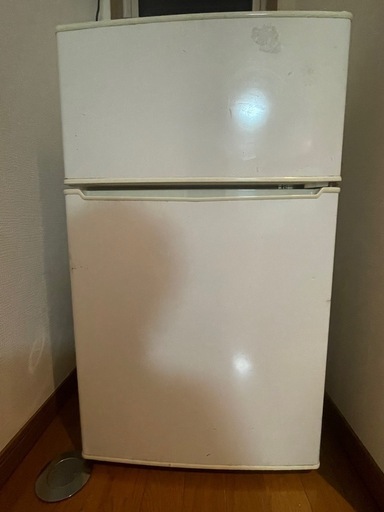 2ドア 冷凍冷蔵庫 86L ホワイト　アマダナ