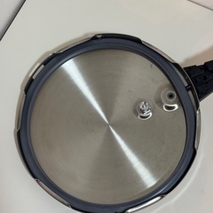 未使用級 パール金属 圧力鍋 5.5L H-5144 片手タイプ シール付き 美品の画像