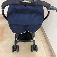 combiベビーカーAB型の画像