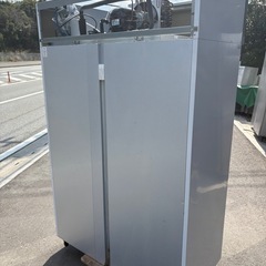 ■中古品 大和冷機 冷蔵ショーケース ４１１YAKP-EC 2018年 852L 100V 1200ｘ650ｘ1900ｍｍ ダイワ 動作問題なし■の画像