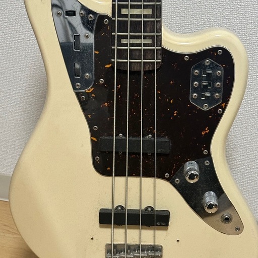 fender ベース