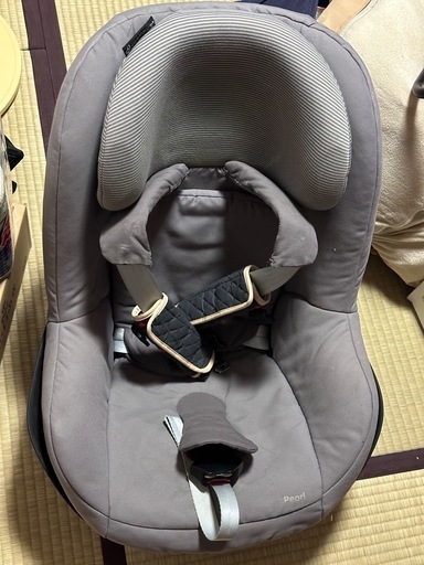 （取引中）マキシコシ　パール　isofix ファミリーフィックス　チャイルドシート　ベース