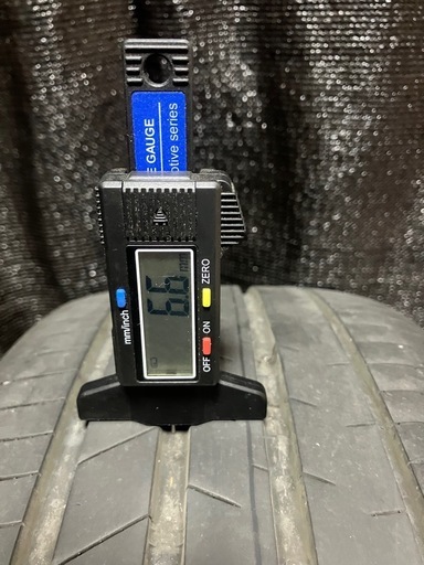 ダンロップ    LUX 215/45Ｒ17