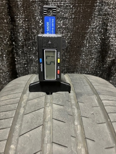 ダンロップ    LUX 215/45Ｒ17