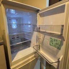 三菱ノンフロン冷凍冷蔵庫 MR-P15F-W形 2021年製の画像