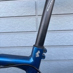 防犯登録解除済み✨ GIANT ロードバイク ホワイト/ブルーの画像