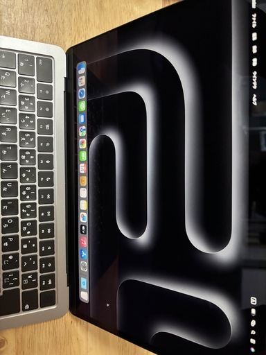 【美品】Macbook Air M2 8GB 256GB