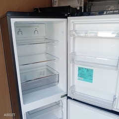 D096 送料設置無料   ハイアール　シルバーデザイン冷蔵庫　173Lの画像