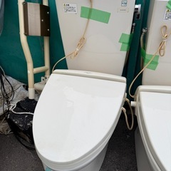 TOTO製トイレの画像