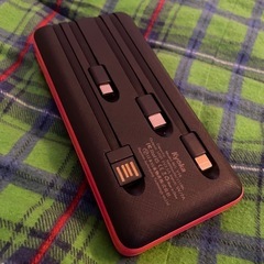 大容量30000モバイルバッテリー＋おまけもう1個❗️の画像