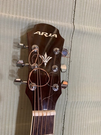 アリア　アコースティックギター　ARIA FET-350 エレアコですが未確認