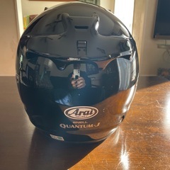 ハーレーとアライのコラボヘルメットの画像