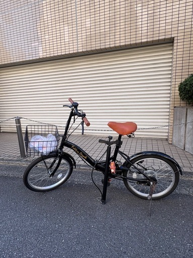 20インチ折りたたみ自転車 6段変速 カゴ付き 鍵・空気入れ付き