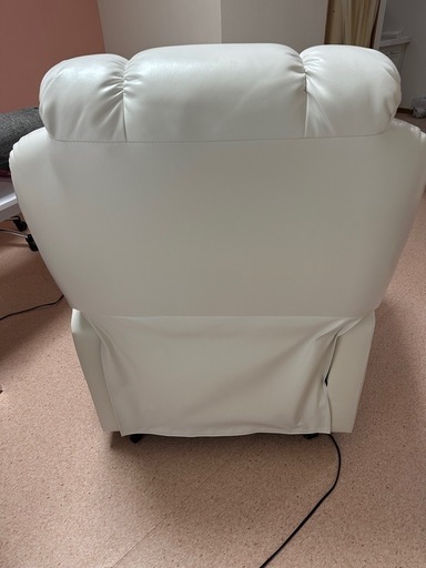 【取引決定しました】電動ラウンジチェア SHIFFON　美品　リクライニングチェア