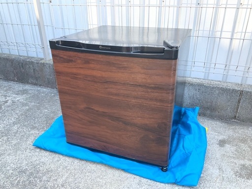 ■冷凍庫■TOHOTAIYO ダークウッド  32L /1ドア /右開き/左開き付け替えタイプ TH-32LF1-WD