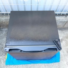 ■冷凍庫■TOHOTAIYO ダークウッド  32L /1ドア /右開き/左開き付け替えタイプ TH-32LF1-WDの画像