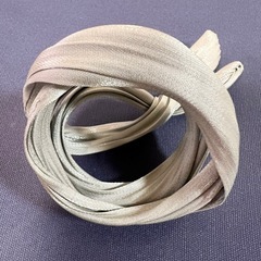 【新品】サテン風 ヘアカフ　ポニーフック　ヘアアクセサリー ヘアアレンジ　の画像