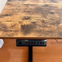 昇降デスクの画像