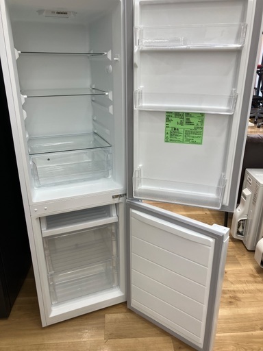 【安心1年保証付き】comfee 2ドア冷蔵庫　RCB179WH 2024年製