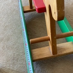 木製 ロッキングホース（木馬） 赤×緑　室内遊具の画像