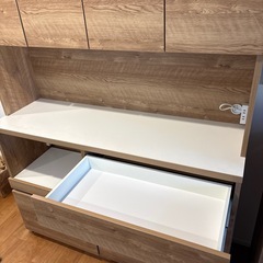 購入1年食器棚（取りこれる方限定）の画像