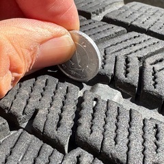 BRIDGESTONE BLZAK VRX 4本 225/45R18 パンク修理歴無しの画像