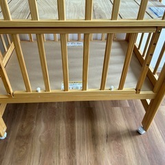 カトージ　ハイポジションミニベビーベッドの画像