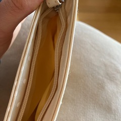 ミニポーチ　ドット　ベージュの画像