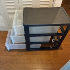 押入れ収納棚の画像