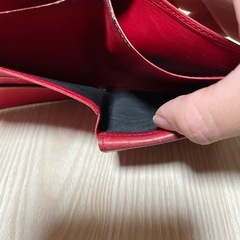 折りたたみ財布の画像