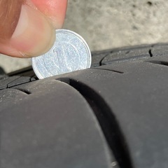 アルファード　アルミホイール・タイヤ4本セット　ヴォクシーハミタイ用にもどうぞ。の画像