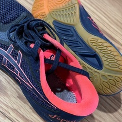 バレーシューズの画像