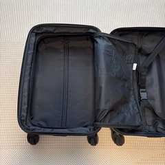 キャリーケース　25-30Lの画像