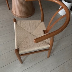 ダイニングテーブル　丸テーブル　椅子2個　単品、セット可能の画像