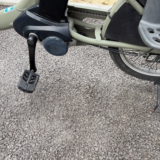 電動アシスト自転車　ギュット・クルームR・DX
