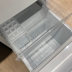 【6ヶ月間の動作保証付き】YAMADAの2ドア冷蔵庫YRZ-F17H1のご紹介ですの画像