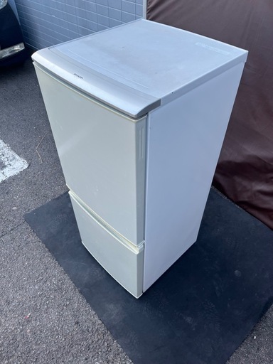 SHARP 冷凍冷蔵庫 137L SJ-14T-S 一人暮らしにおすすめ