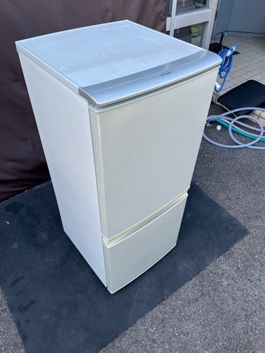 SHARP 冷凍冷蔵庫 137L SJ-14T-S 一人暮らしにおすすめ