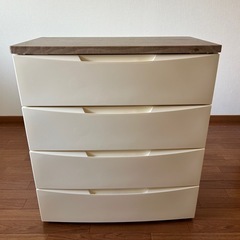 (決まりました)【極美品】アイリスオーヤマ 収納チェスト 4段（...